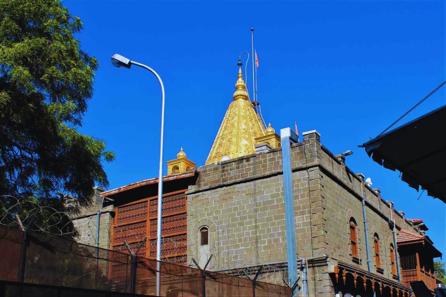 Pune Shirdi